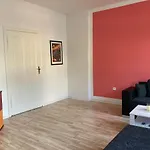 2 Zimmer-apartment 72 Qm Bei Berlin *