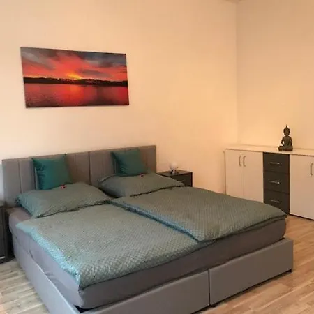 2 Zimmer-apartment 72 Qm Bei Berlin * Velten