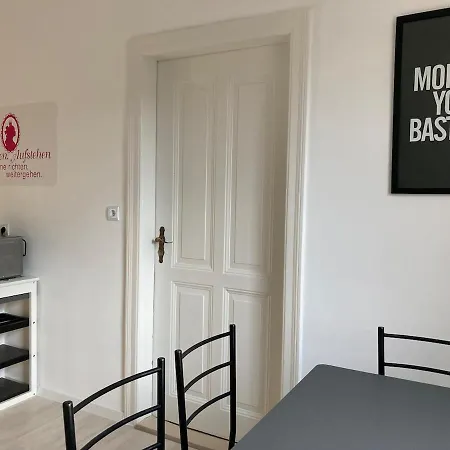 Apartment 2 Zimmer-apartment 72 Qm Bei Berlin